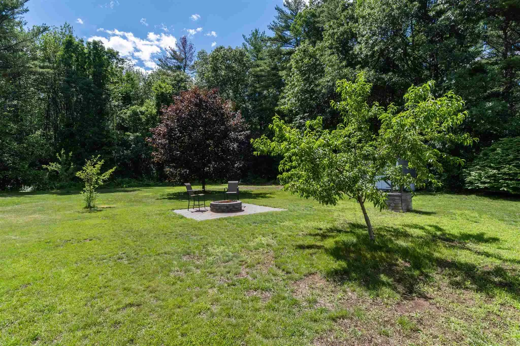 22b Mill Road Kingston NH 03848