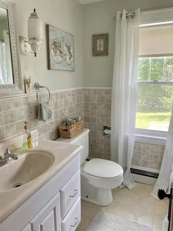 192 N Shore Road Hebron NH 03241