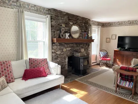 192 N Shore Road Hebron NH 03241