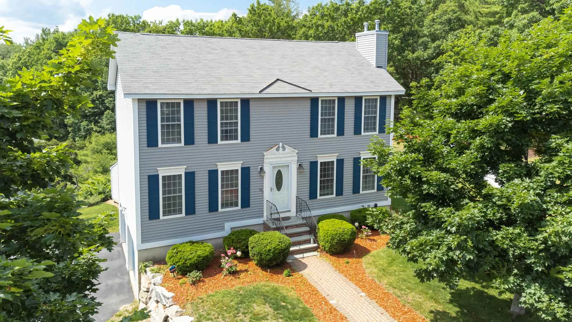 94 Sugar Hill Lane Manchester NH 03109
