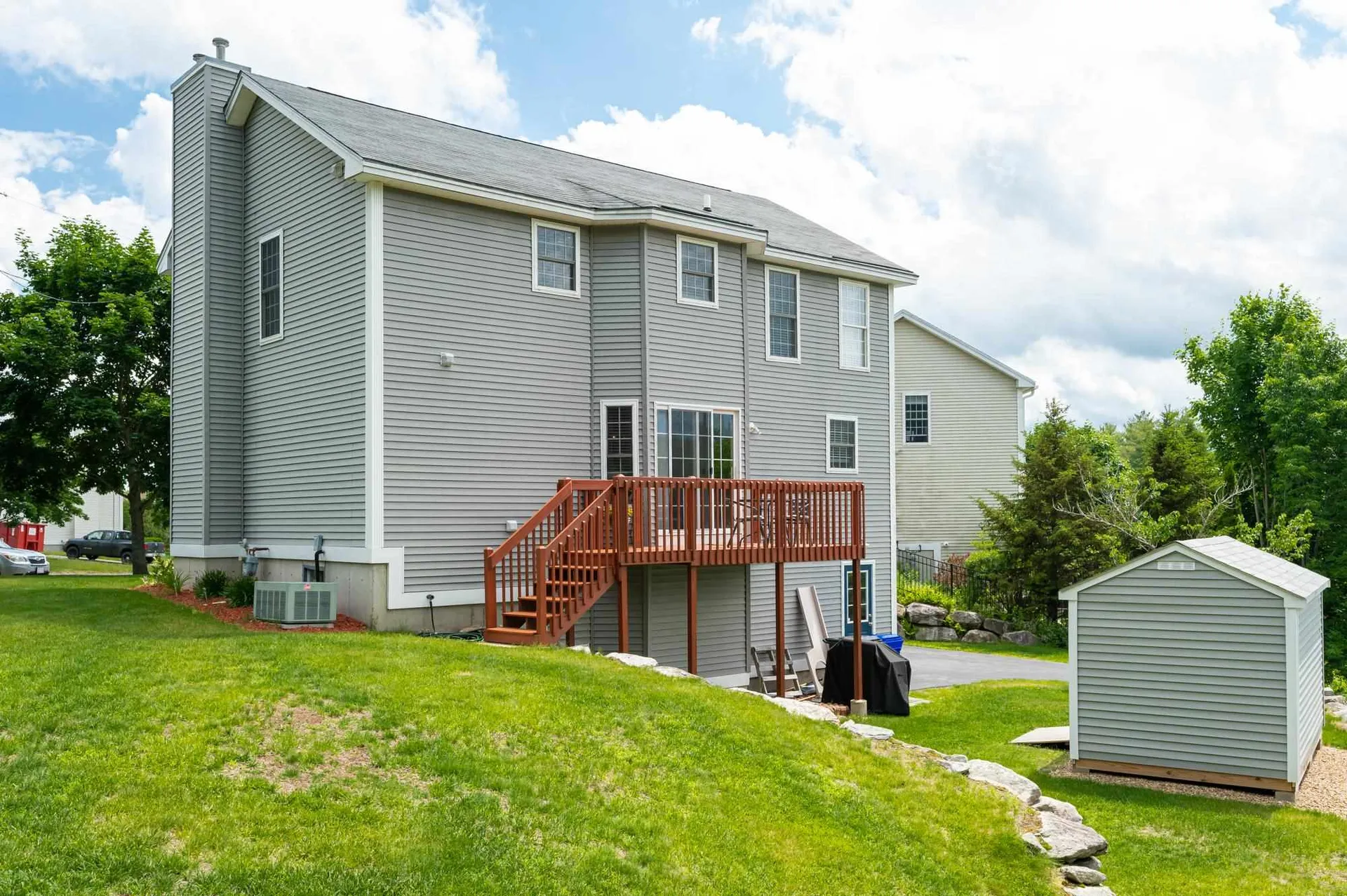 94 Sugar Hill Lane Manchester NH 03109
