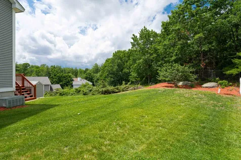 94 Sugar Hill Lane Manchester NH 03109