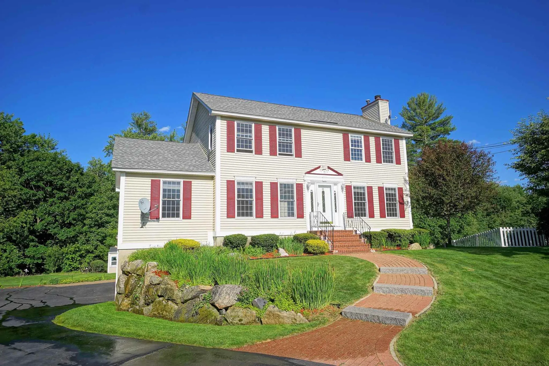 97 Beech Plum Drive Manchester NH 03109