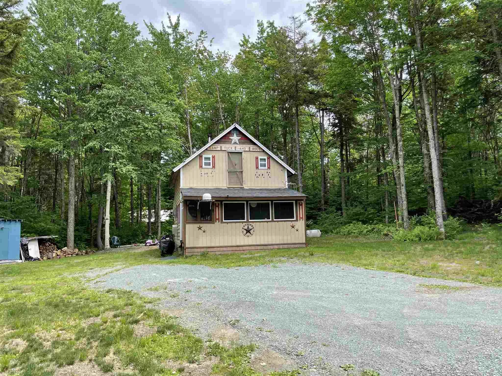 559 Loop Road Averill, VT Vermont Real Estate Agency Serving St