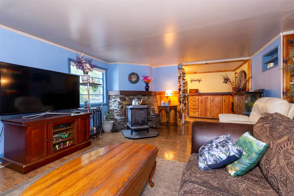 78 Silver Lake Road Hollis NH 03049