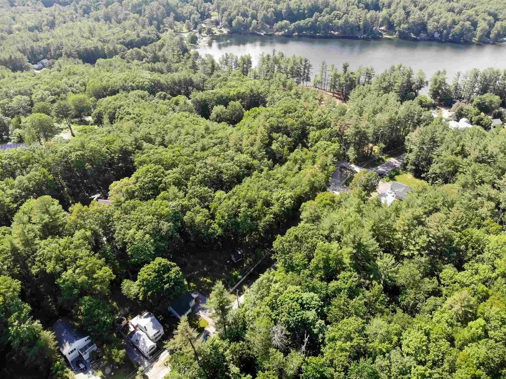78 Silver Lake Road Hollis NH 03049