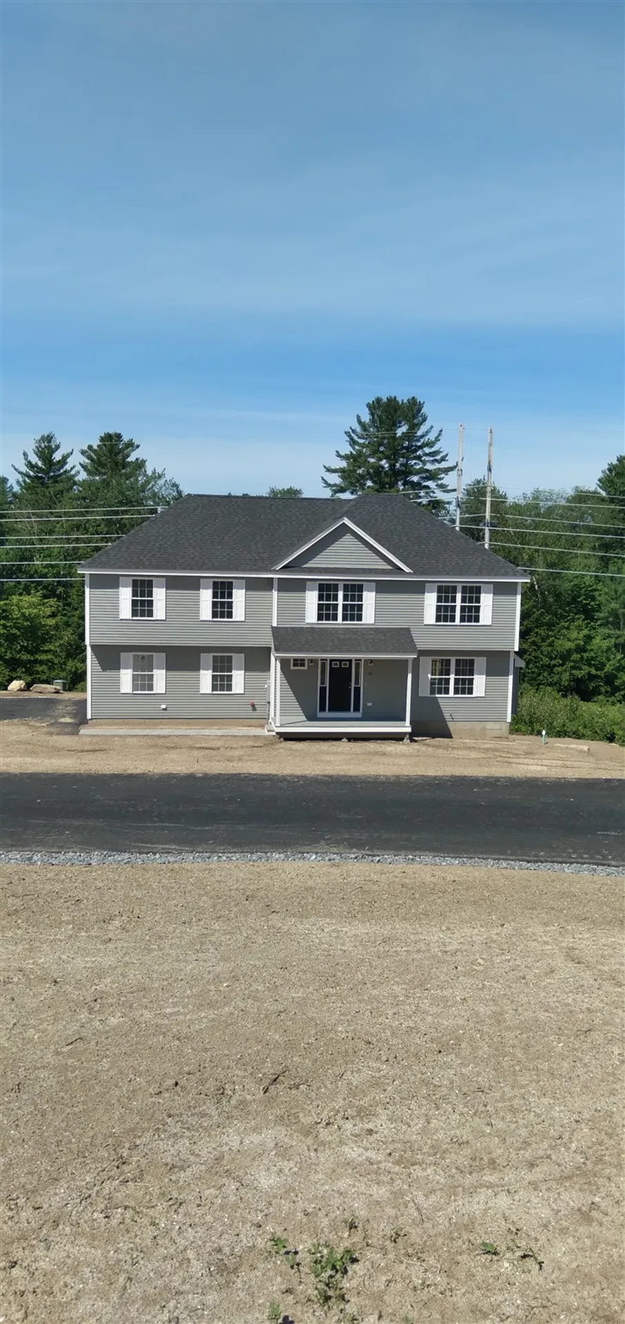 13 Nettie Way Londonderry NH 03053