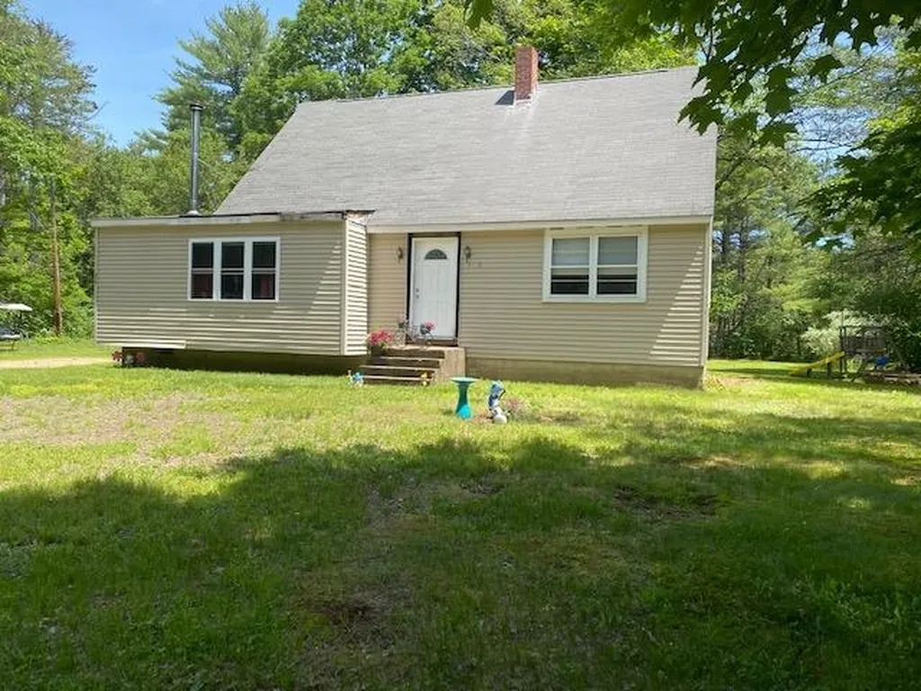 378 Parker Mountain Road Barrington NH 03825
