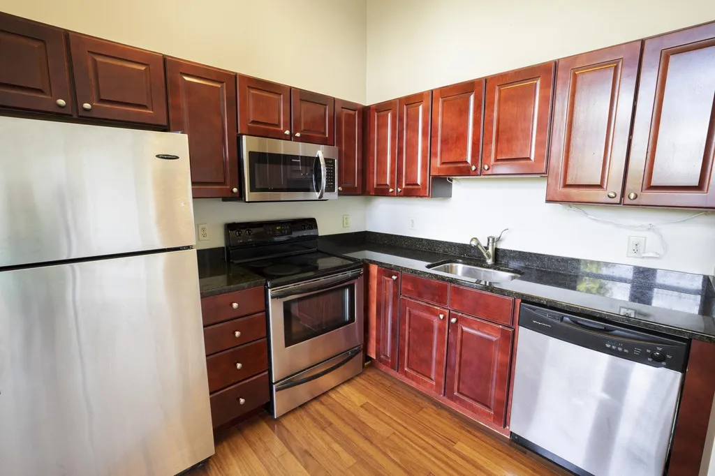 15 Mount Street Mary's Way Hooksett NH 03106