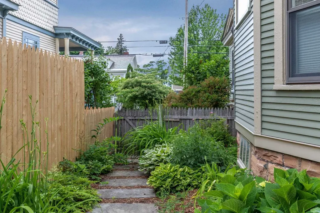 374 South Union Street Burlington VT 05401