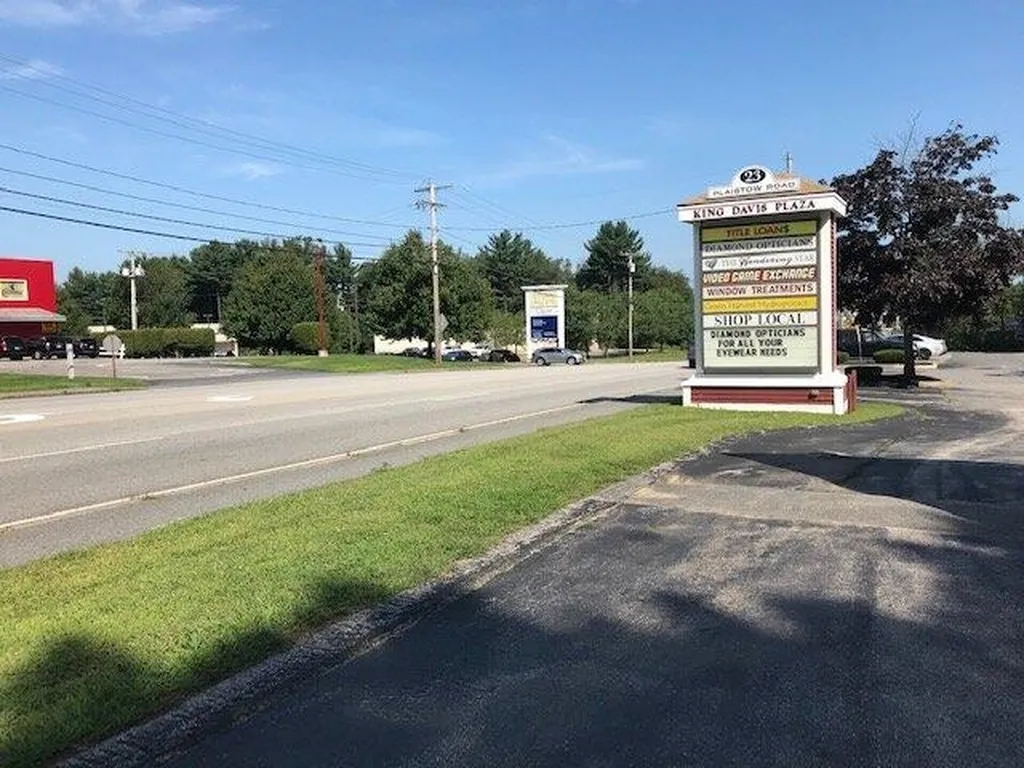 21-23 Plaistow Road Plaistow NH 03865