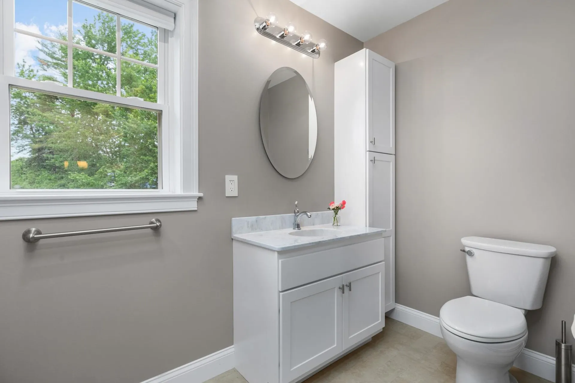33 Mills Falls Road Barrington NH 03825