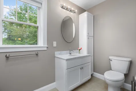 33 Mills Falls Road Barrington NH 03825