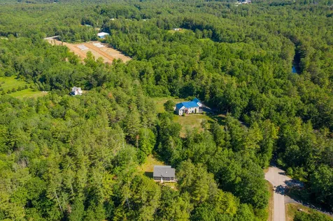 33 Mills Falls Road Barrington NH 03825