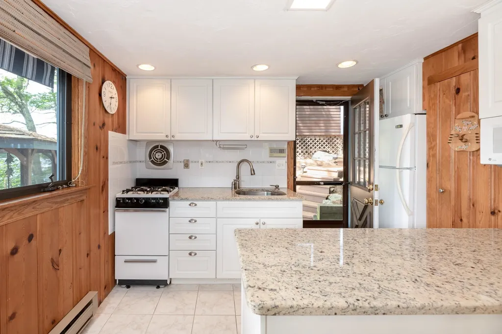 114 Toltec Point Road Moultonborough NH 03254