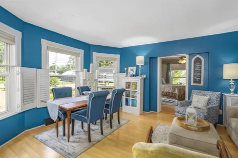 22 Glenridge Avenue Manchester NH 03102