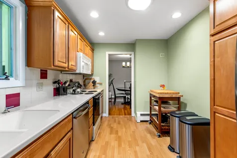 1380 Elwyn Road Portsmouth NH 03801