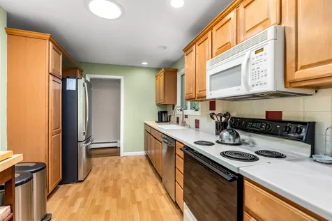 1380 Elwyn Road Portsmouth NH 03801