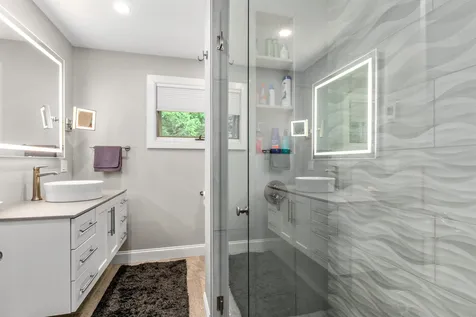 1380 Elwyn Road Portsmouth NH 03801