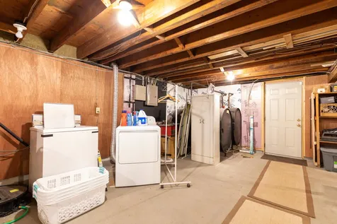 1380 Elwyn Road Portsmouth NH 03801