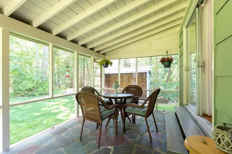 1380 Elwyn Road Portsmouth NH 03801
