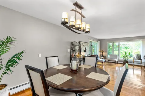 1380 Elwyn Road Portsmouth NH 03801