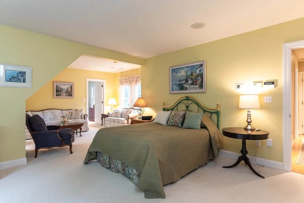 6 Carriage Road New Boston NH 03070