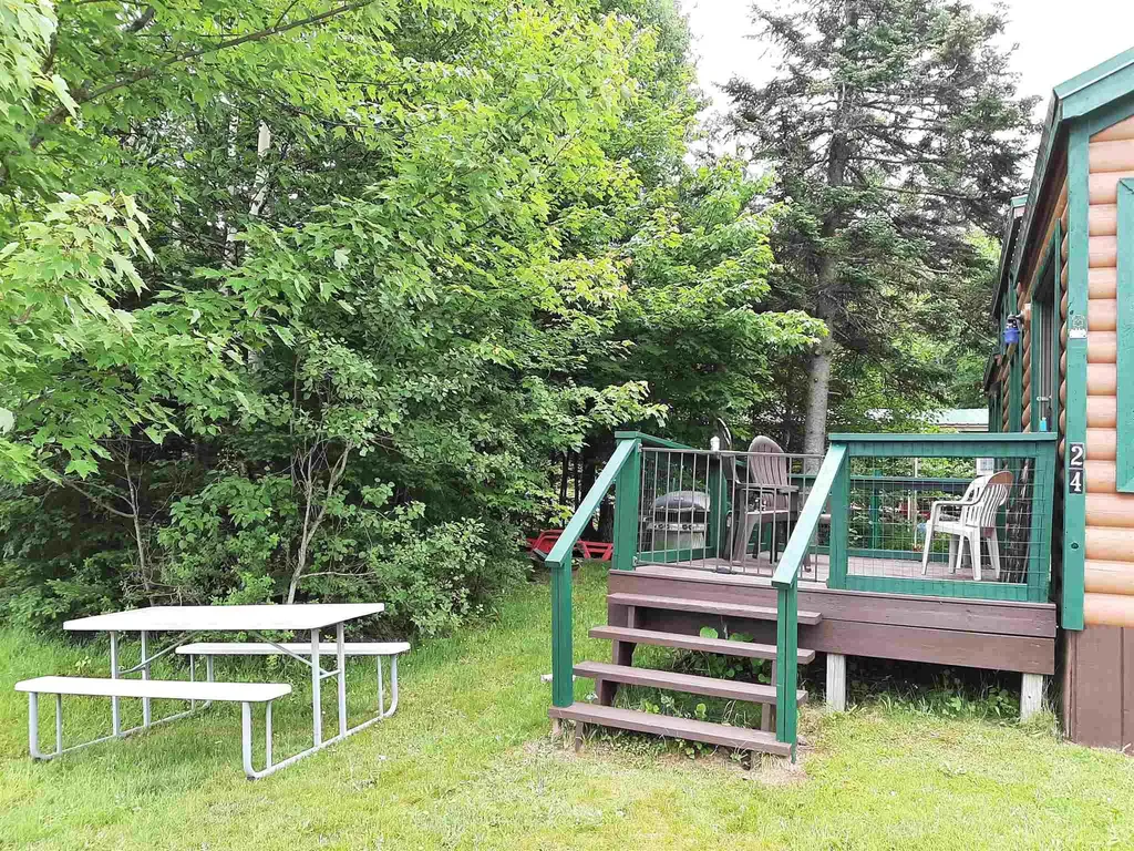 57 Rudy Lane Clarksville NH 03592