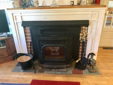 374 North Street Chester VT 05143