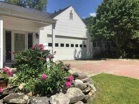 374 North Street Chester VT 05143