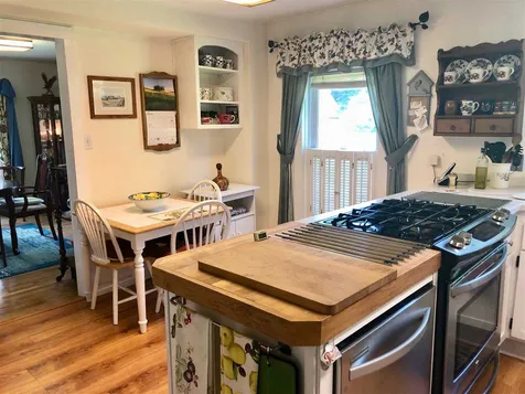 374 North Street Chester VT 05143