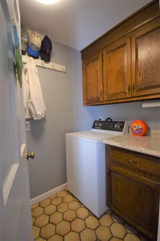10 Stoneybrook Lane Kingston NH 03848