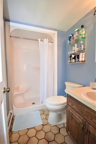 10 Stoneybrook Lane Kingston NH 03848