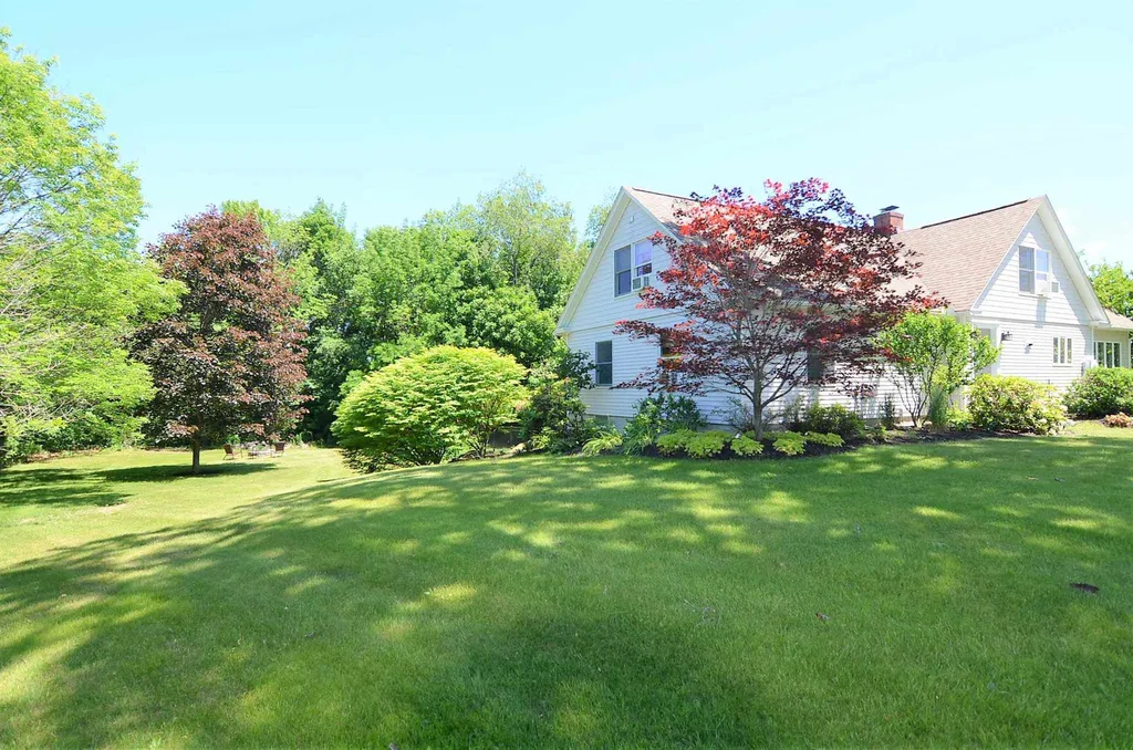 150 Maple Street Henniker NH 03242