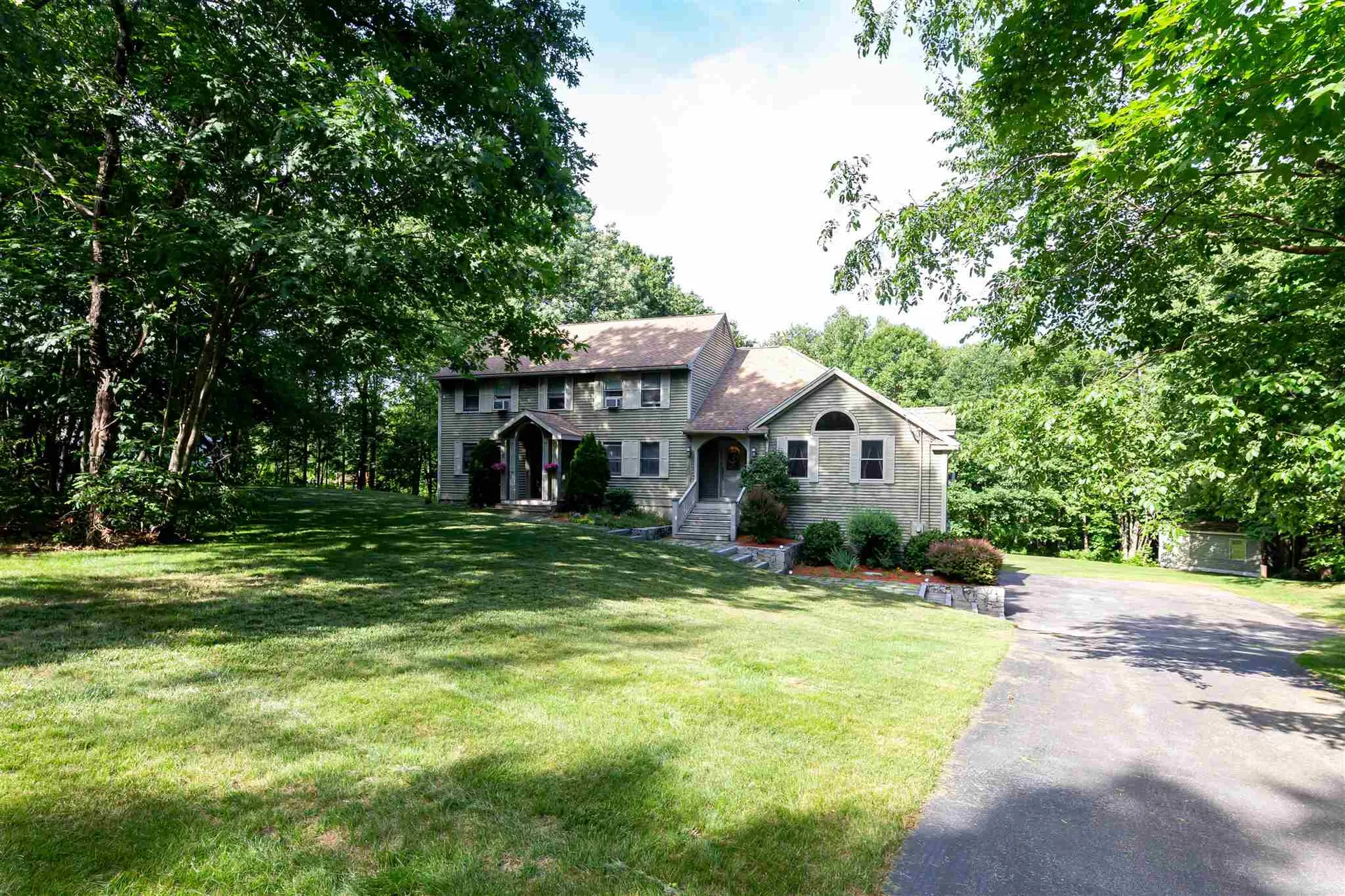25 Hickory Road Hampstead NH 03841