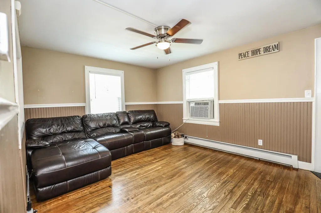 212 Holly Avenue Manchester NH 03103