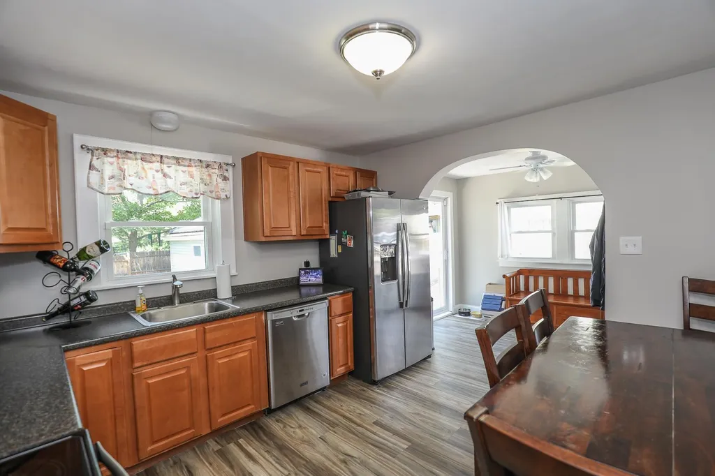 212 Holly Avenue Manchester NH 03103
