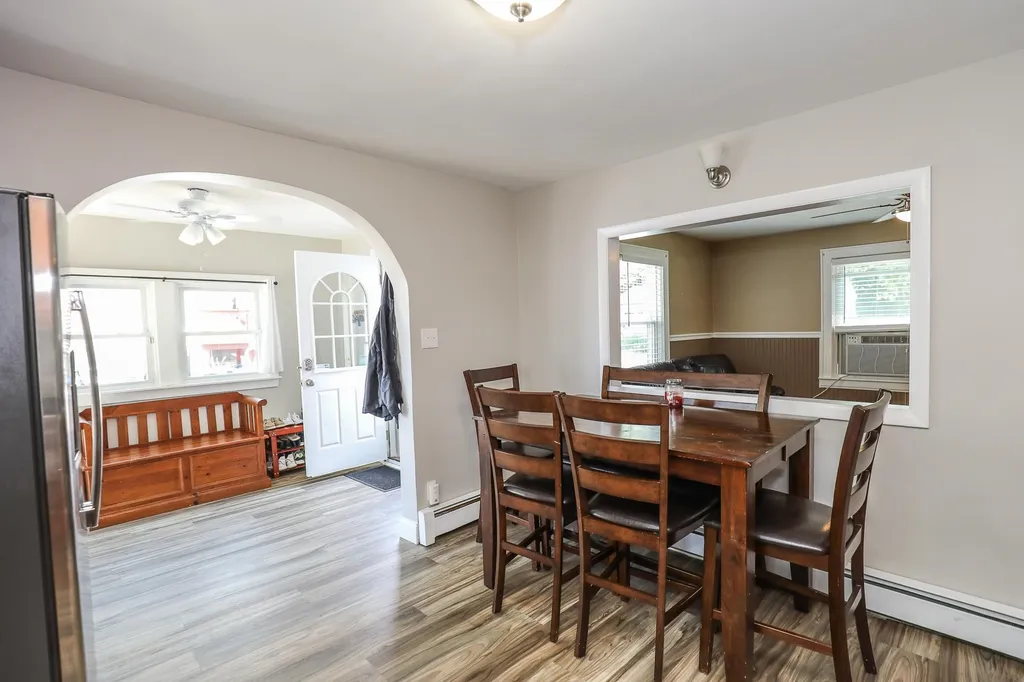 212 Holly Avenue Manchester NH 03103