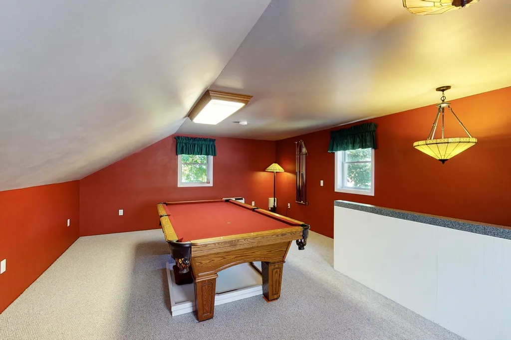 160 North Street Laconia NH 03246