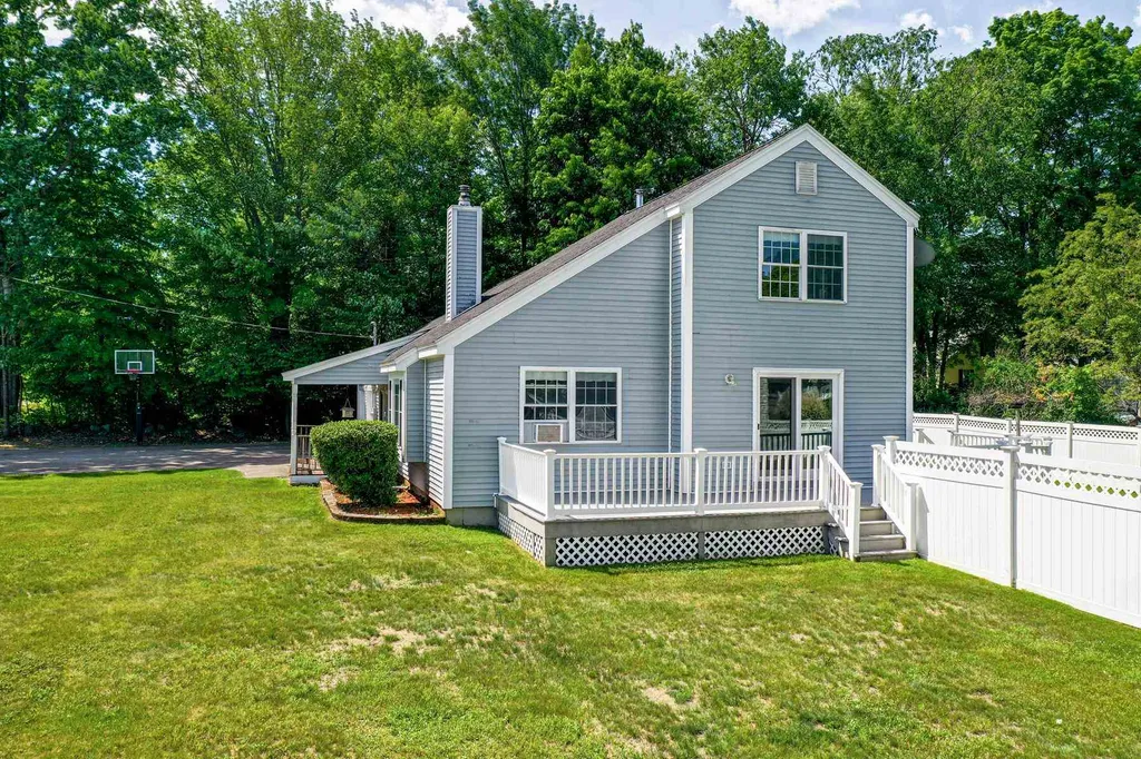 160 North Street Laconia NH 03246