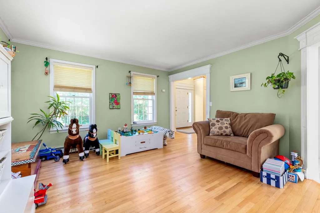51 Pioneer Road Rye NH 03870