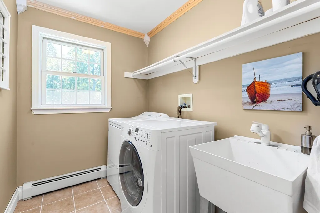 51 Pioneer Road Rye NH 03870