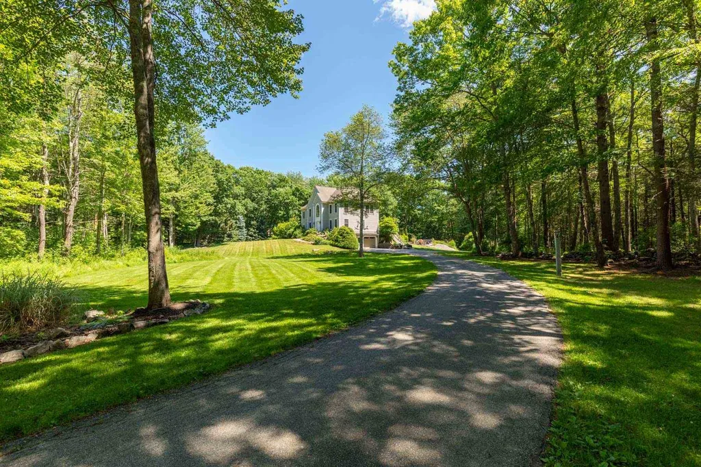 51 Pioneer Road Rye NH 03870