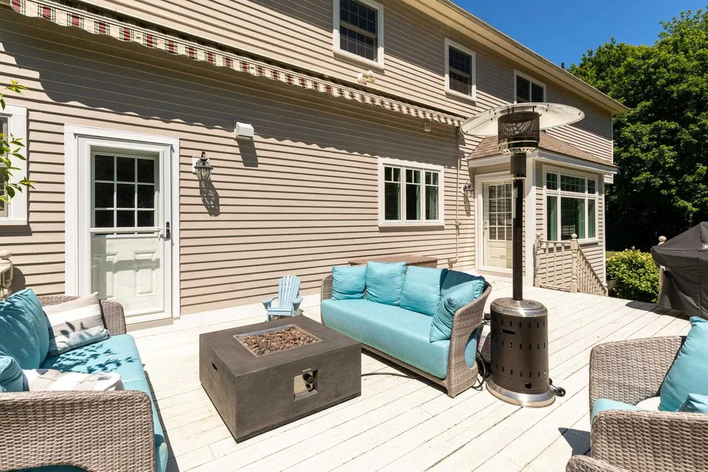 51 Pioneer Road Rye NH 03870