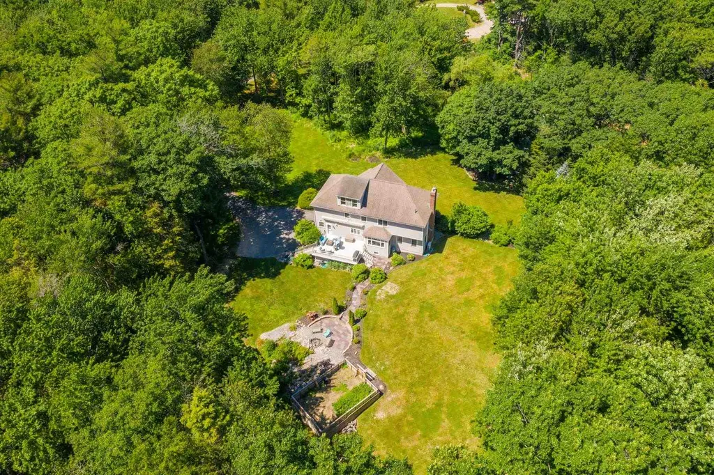 51 Pioneer Road Rye NH 03870