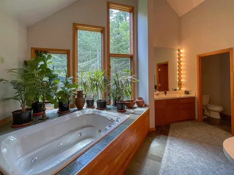 488 Woods South Road Warren VT 05673