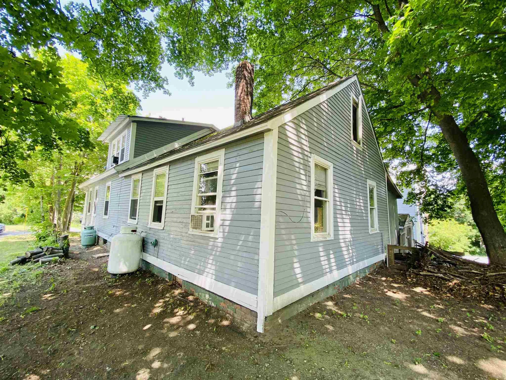 69 Tremont Street Claremont NH 03743