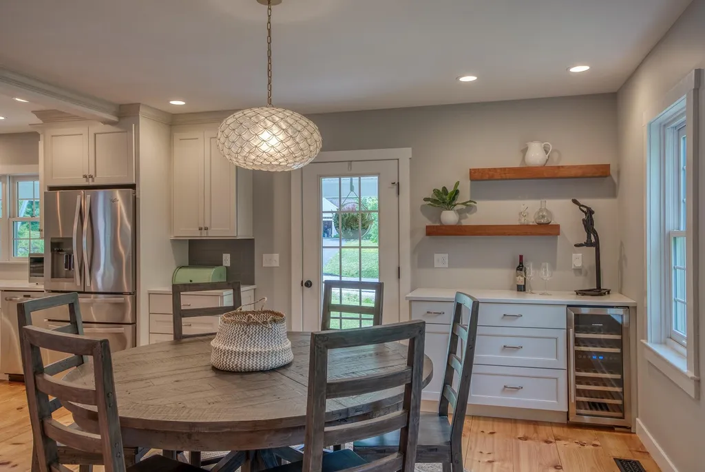 190 Carriage Road New Boston NH 03070