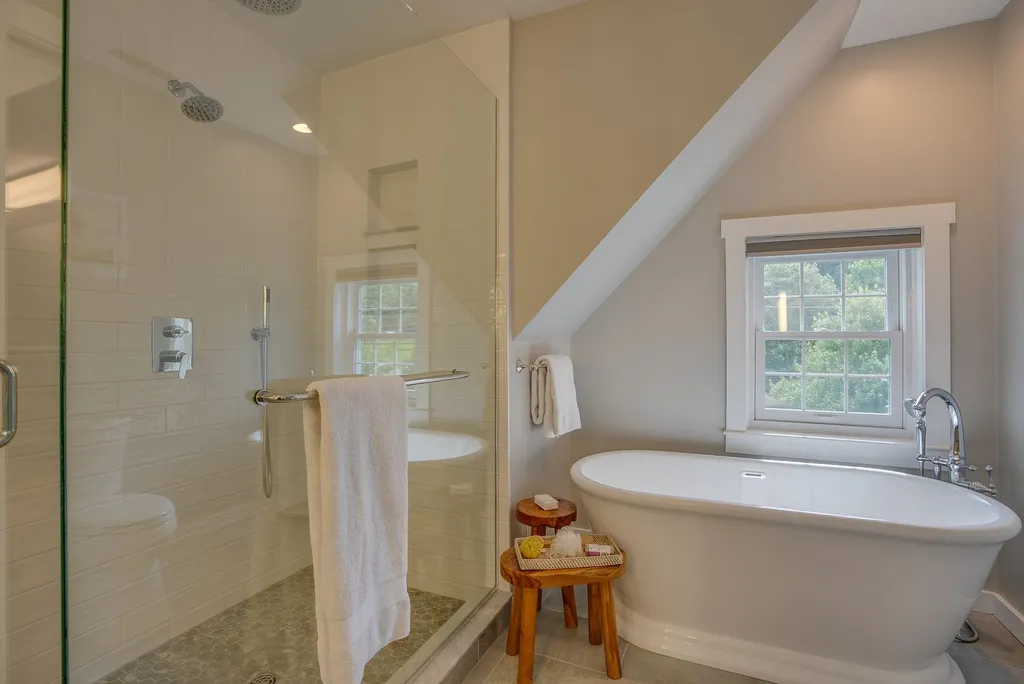 190 Carriage Road New Boston NH 03070