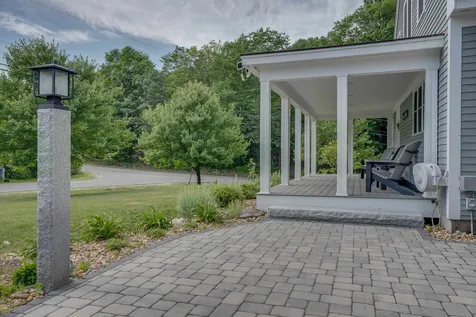 190 Carriage Road New Boston NH 03070